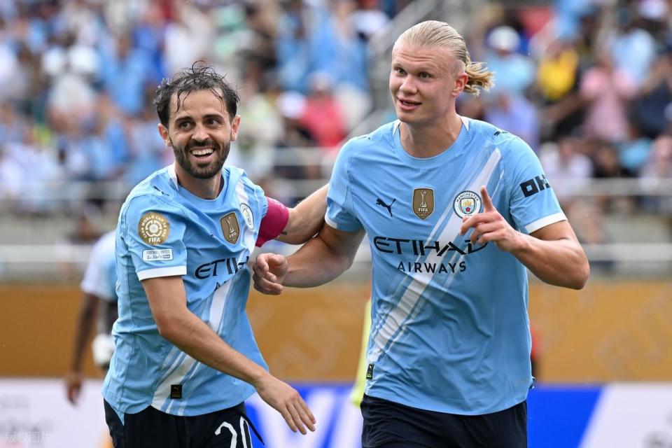 并引发了球 并引发了球