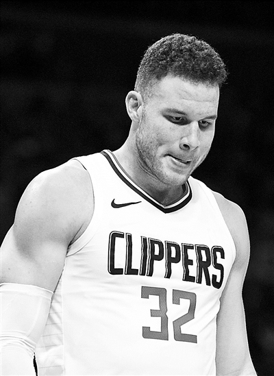 表现与市场 表现与市场