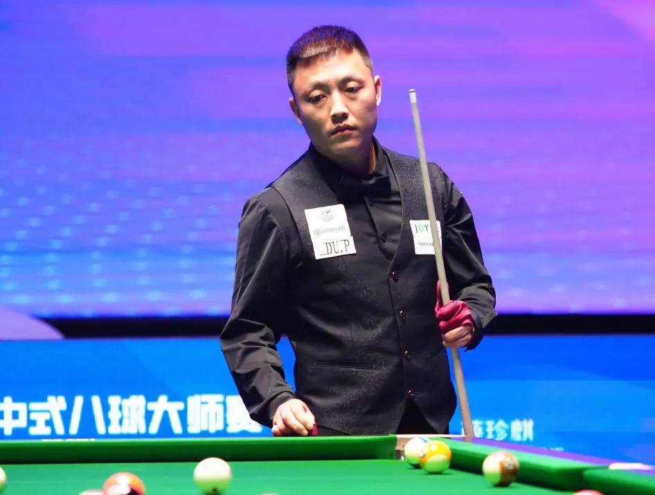 更加深了两 更加深了两