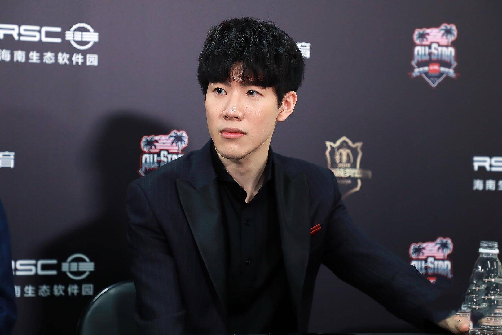 他们不仅需 他们不仅需