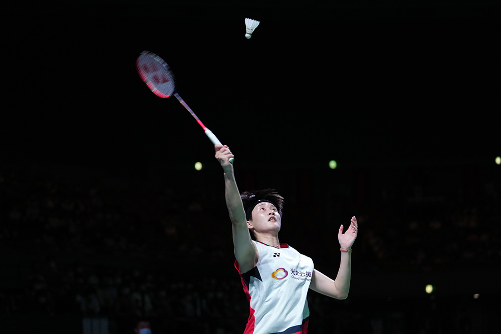 黄健翔：成都阵容班底不如其他三强，应大胆使用年轻人