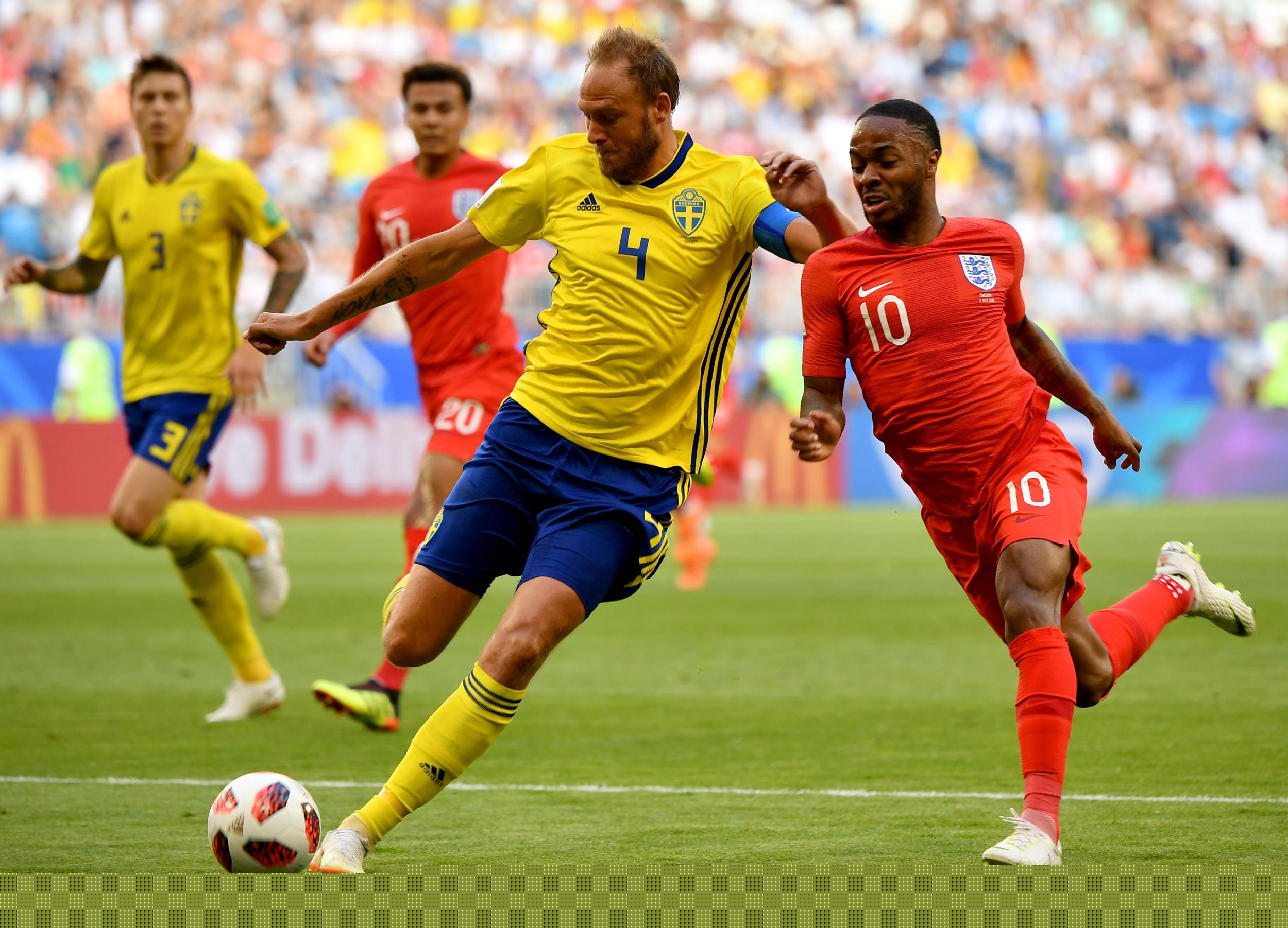 日活稳步增 日活稳步增